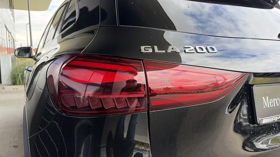 MERCEDES-BENZ GLA GLA 200 mHEV Progressive 7G-DCT