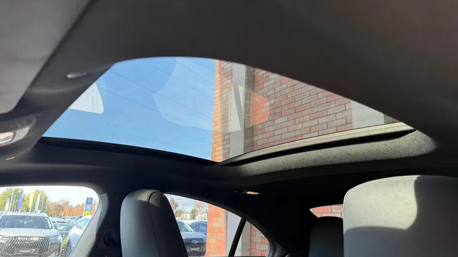 MERCEDES-BENZ CLA CLA 200 AMG Line 7G-DCT