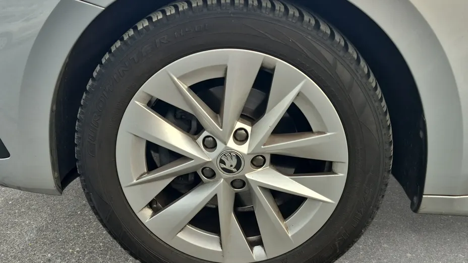 SKODA Octavia Octavia 1.5 TSI e-Tec Ambition DSG