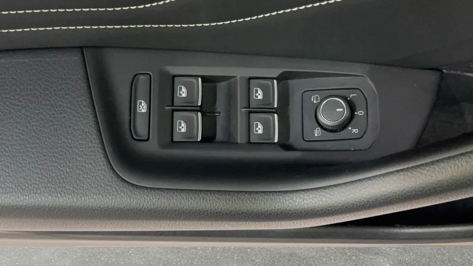 VOLKSWAGEN Passat Passat 2.0 TSI Elegance DSG