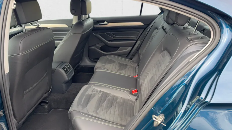 VOLKSWAGEN Passat Passat 2.0 TSI Elegance DSG