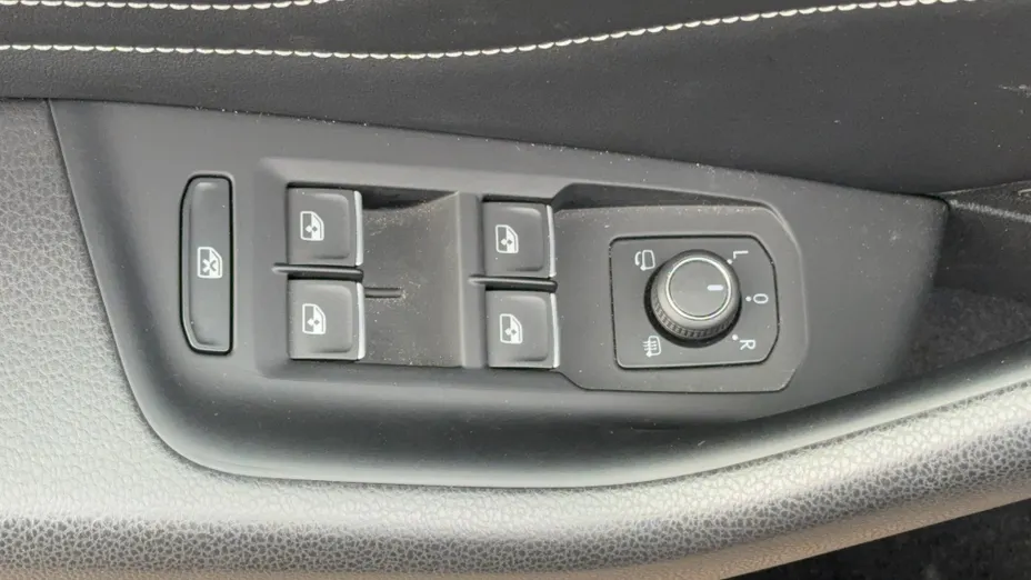 VOLKSWAGEN Passat Passat 2.0 TSI Elegance DSG