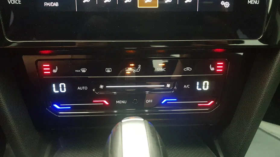 VOLKSWAGEN Passat Passat 2.0 TSI Elegance DSG