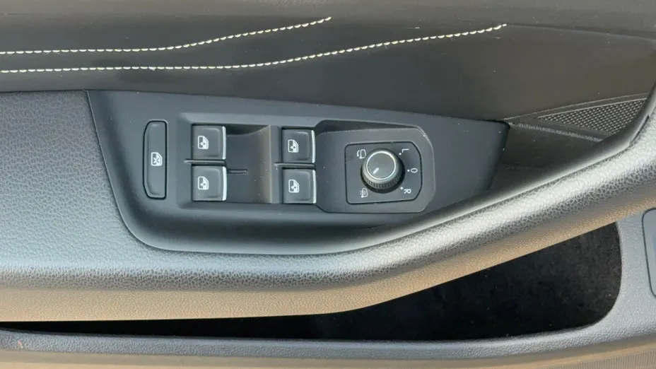 VOLKSWAGEN Passat Passat 2.0 TSI Elegance DSG