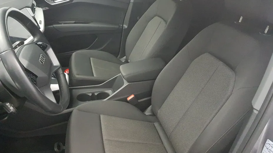 AUDI Q4 Q4 e-tron 40 77kWh Advanced