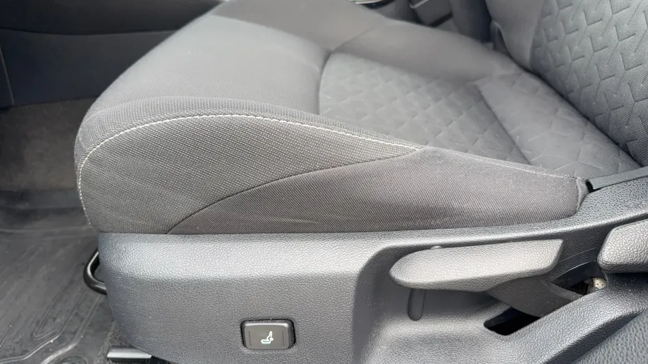 TOYOTA Corolla Corolla 2.0 Hybrid Comfort