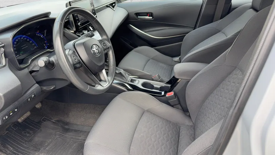 TOYOTA Corolla Corolla 2.0 Hybrid Comfort
