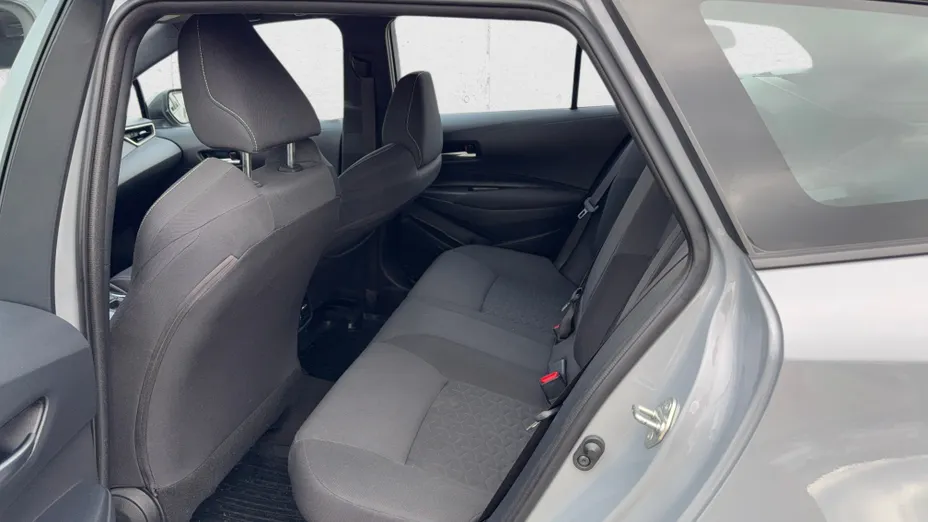 TOYOTA Corolla Corolla 2.0 Hybrid Comfort