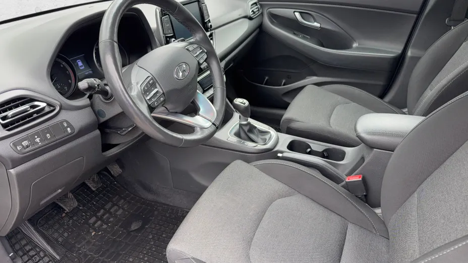 HYUNDAI i30 i30 1.5 DPI Smart