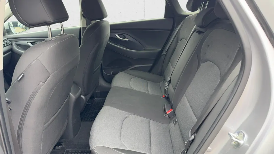 HYUNDAI i30 i30 1.5 DPI Smart