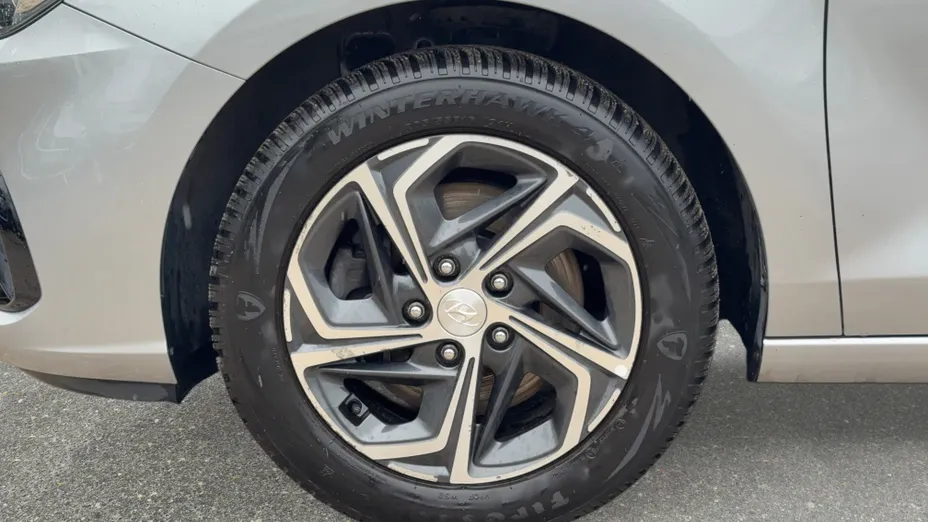 HYUNDAI i30 i30 1.5 DPI Smart