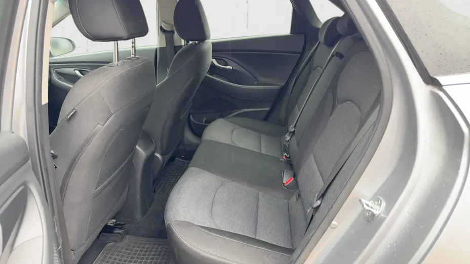 HYUNDAI i30 i30 1.5 DPI Smart