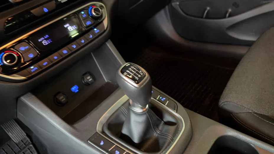 HYUNDAI i30 i30 1.5 DPI Smart