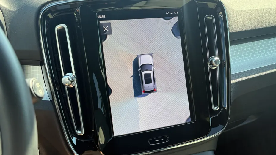 VOLVO XC40 XC40 B4 Plus Bright aut
