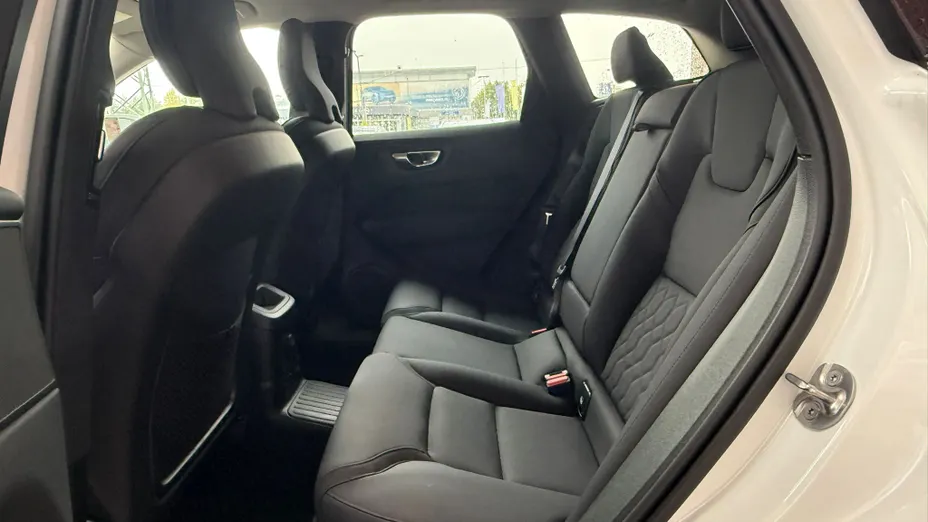 VOLVO XC60 XC60 T6 Plug-In Hybrid AWD Plus Bright aut
