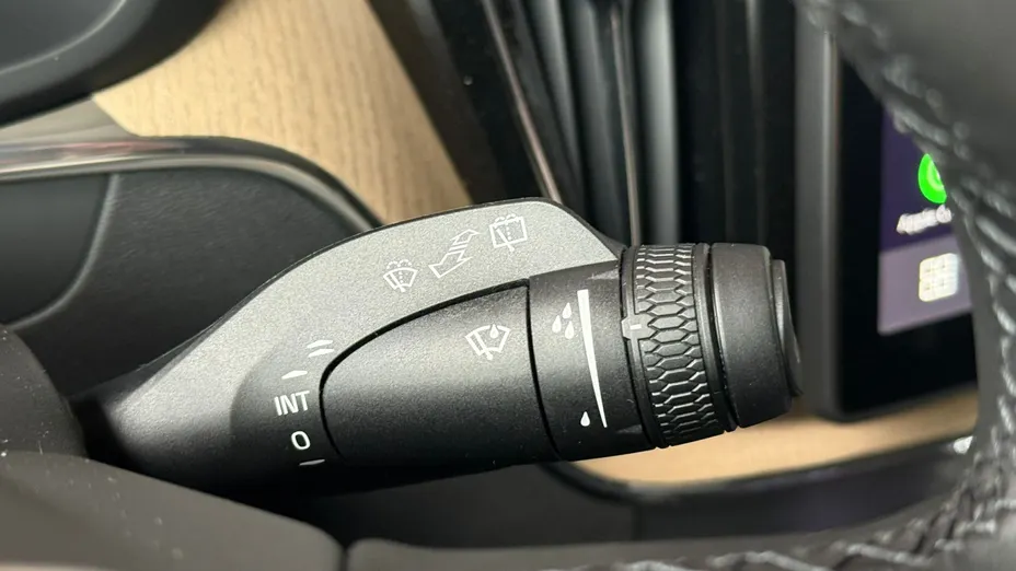 VOLVO XC60 XC60 T6 Plug-In Hybrid AWD Plus Bright aut