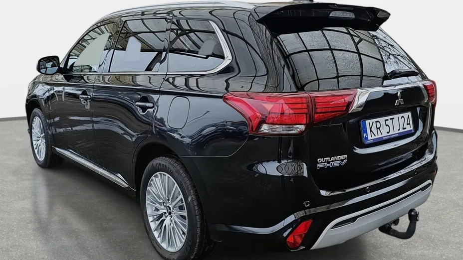 MITSUBISHI Outlander Outlander PHEV Instyle +