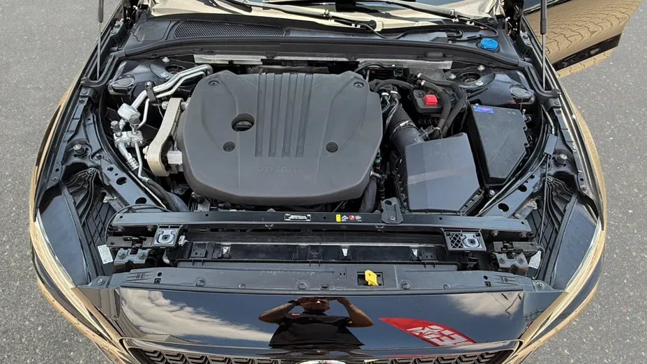 VOLVO V60 V60 B3 B Plus Dark aut