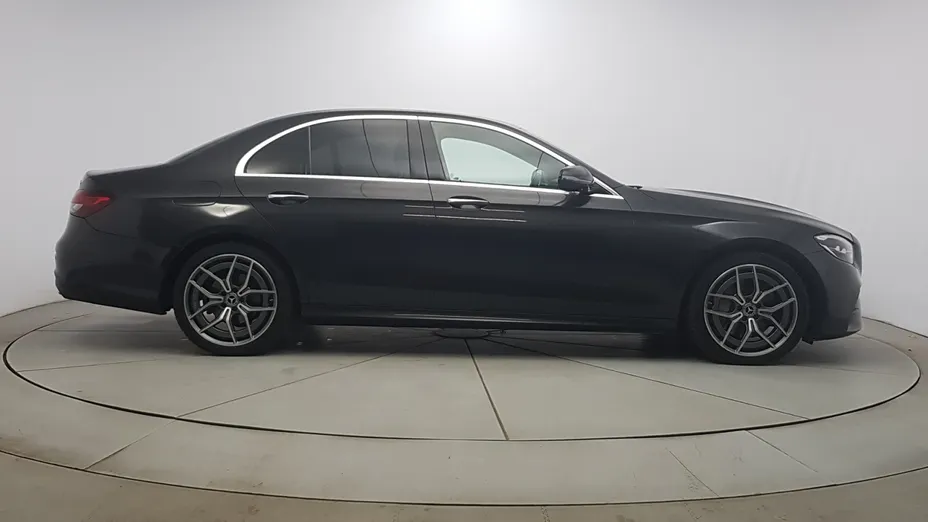 MERCEDES-BENZ E Klasa E 220 d 4-Matic AMG