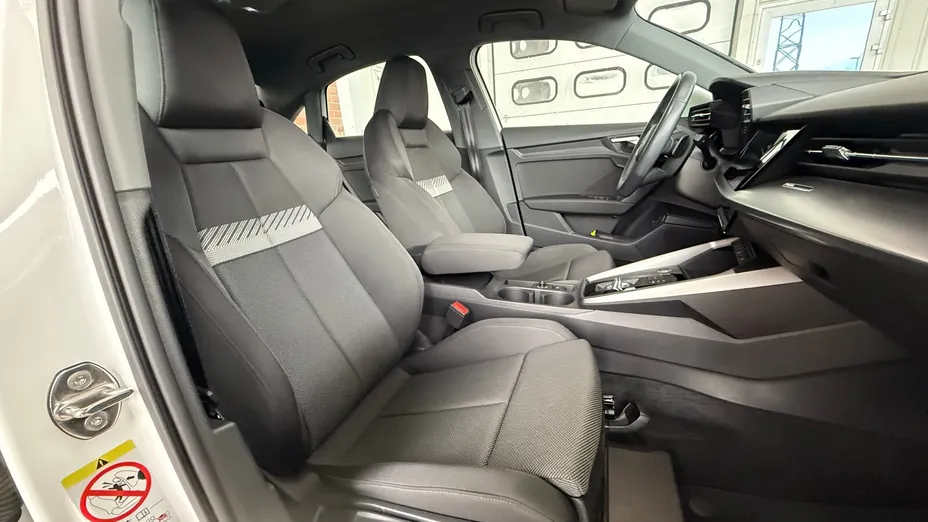 AUDI A3 A3 35 TFSI mHEV S Line S tronic