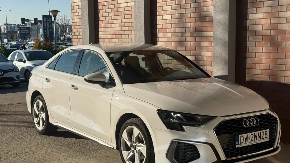 AUDI A3 A3 35 TFSI mHEV S Line S tronic