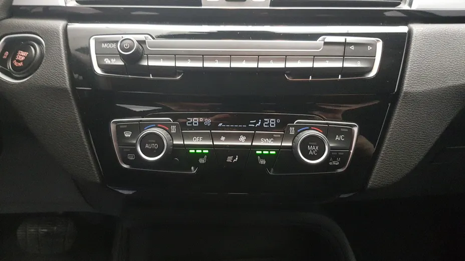 BMW X1 X1 xDrive20i aut