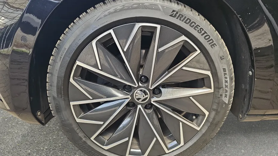 SKODA Superb Superb 2.0 TSI L&K DSG