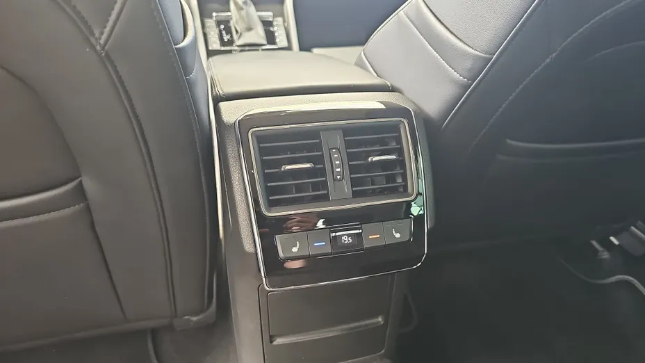 SKODA Superb Superb 2.0 TSI L&K DSG