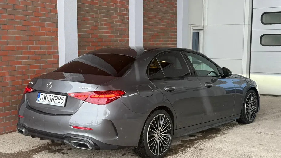 MERCEDES-BENZ C Klasa C 220 d mHEV 4-Matic AMG