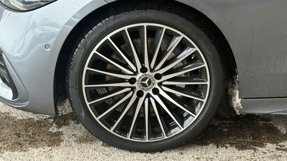 MERCEDES-BENZ C Klasa C 220 d mHEV 4-Matic AMG