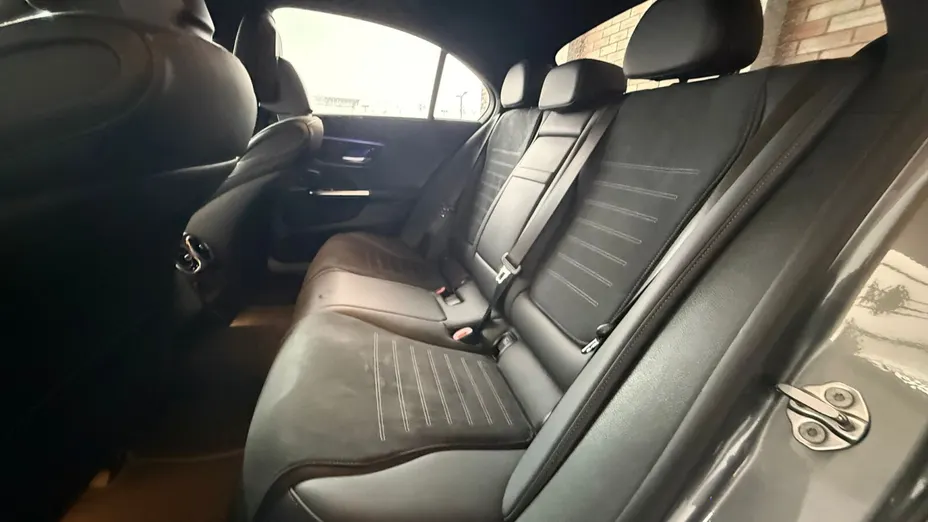 MERCEDES-BENZ C Klasa C 220 d mHEV 4-Matic AMG