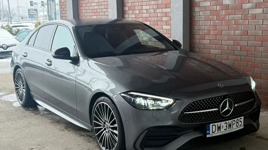 MERCEDES-BENZ C Klasa C 220 d mHEV 4-Matic AMG