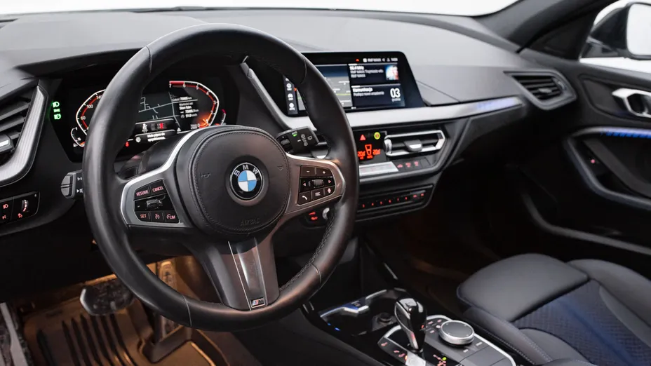 BMW Seria 1 118i M Sport aut