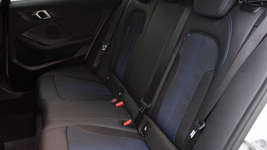 BMW Seria 1 118i M Sport aut