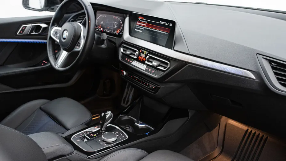 BMW Seria 1 118i M Sport aut