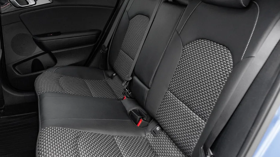 KIA Cee'd Ceed 1.5 T-GDI Tribute DCT