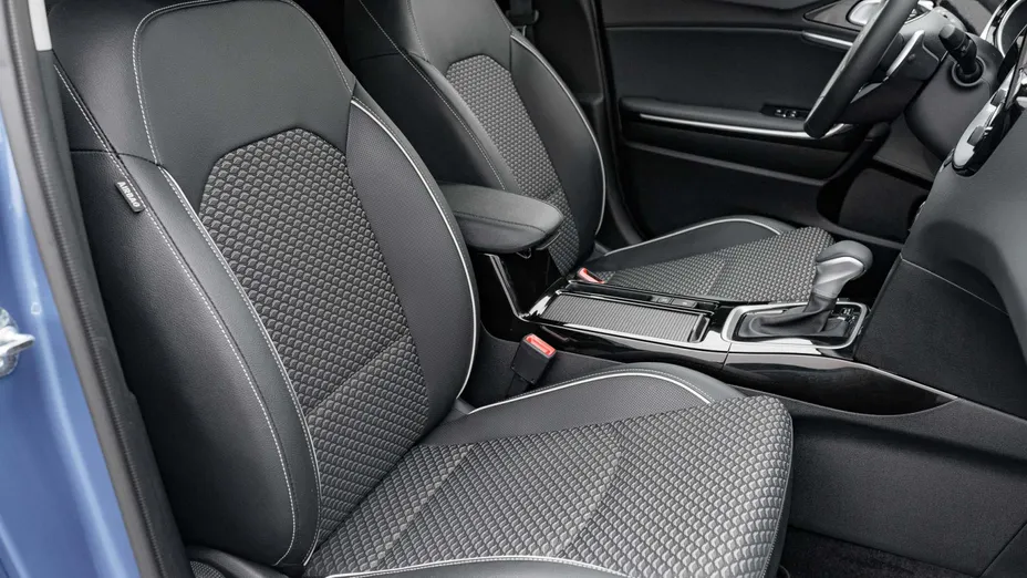 KIA Cee'd Ceed 1.5 T-GDI Tribute DCT