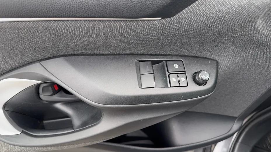 TOYOTA Yaris Yaris Hybrid 1.5 Comfort