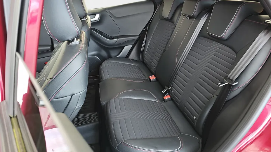 FORD Puma Puma 1.0 EcoBoost mHEV Vivid Ruby Edition DCT