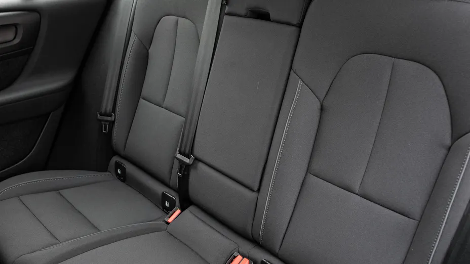 VOLVO XC40 XC40 73kWh P6 Recharge Ultimate aut