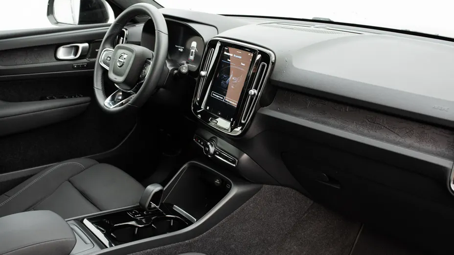 VOLVO XC40 XC40 73kWh P6 Recharge Ultimate aut