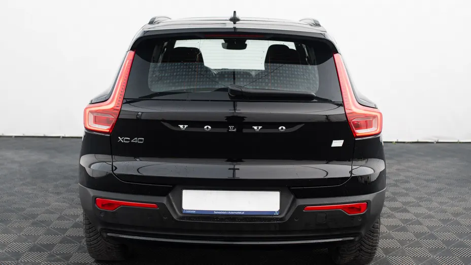 VOLVO XC40 XC40 73kWh P6 Recharge Ultimate aut