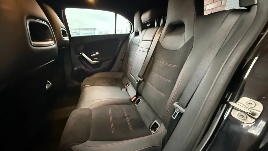 MERCEDES-BENZ A Klasa A 200 AMG Line 7G-DCT