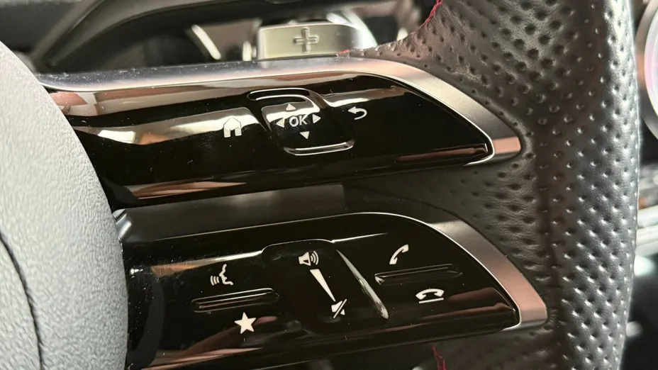 MERCEDES-BENZ A Klasa A 200 AMG Line 7G-DCT