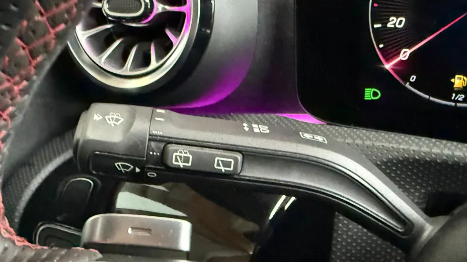 MERCEDES-BENZ A Klasa A 200 AMG Line 7G-DCT