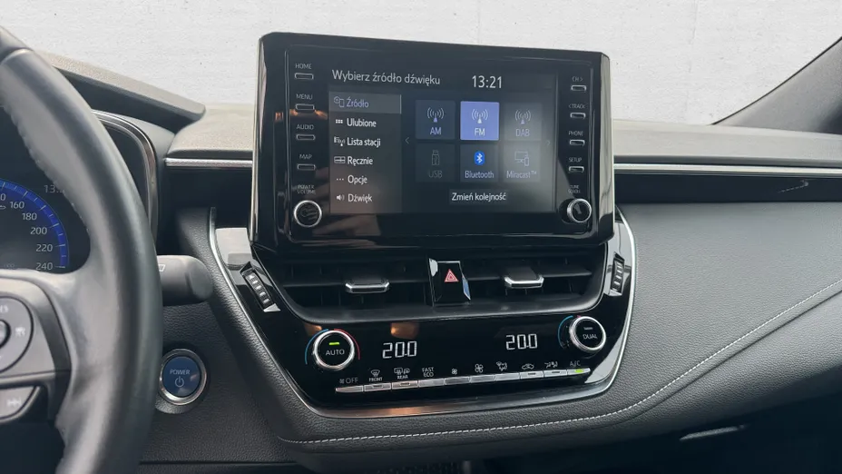 TOYOTA Corolla Corolla 2.0 Hybrid Comfort