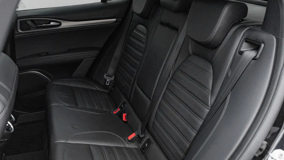 ALFA ROMEO Stelvio Stelvio 2.0 Turbo Super Q4 aut