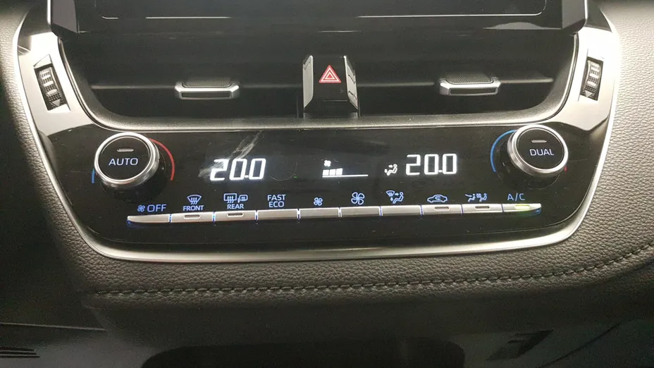 TOYOTA Corolla Corolla 1.5 Comfort MS