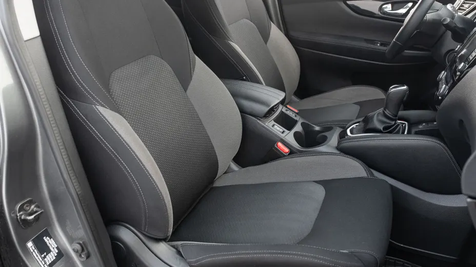 NISSAN Qashqai Qashqai 1.3 DIG-T N-Connecta DCT