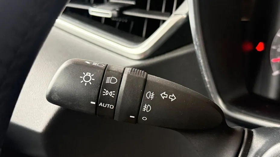 TOYOTA Corolla Corolla 1.5 Comfort